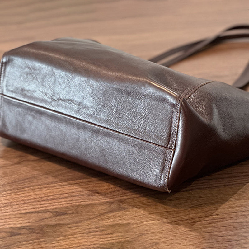 Women’s Large Full-Grain Leather Tote