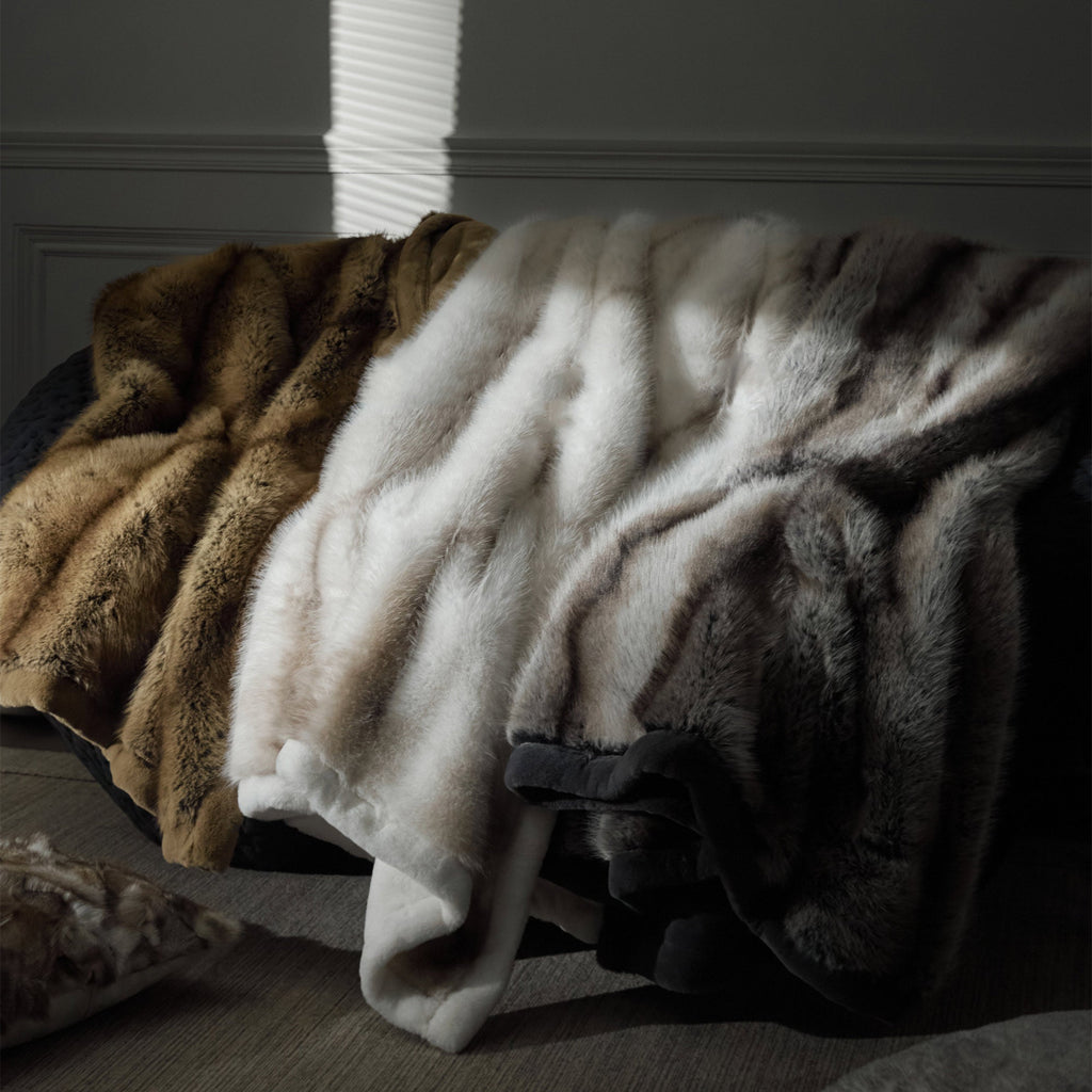 Luxury Soft Faux Fox Fur Blanket | Eco-Friendly