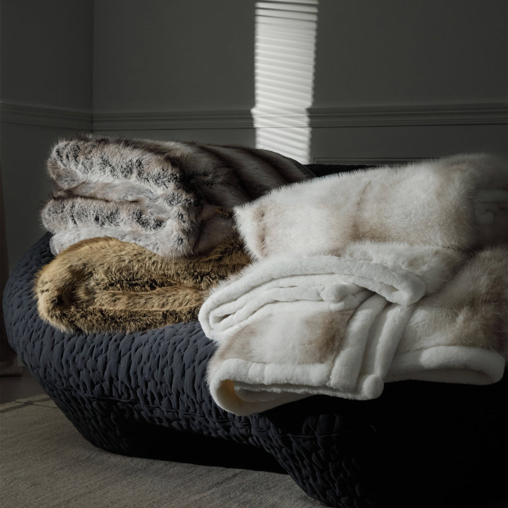 Luxury Soft Faux Fox Fur Blanket | Eco-Friendly