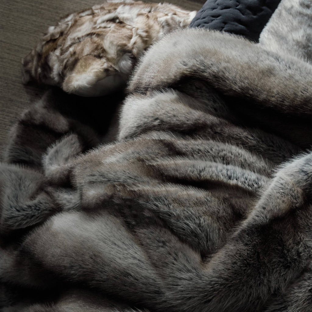 Luxury Soft Faux Fox Fur Blanket | Eco-Friendly