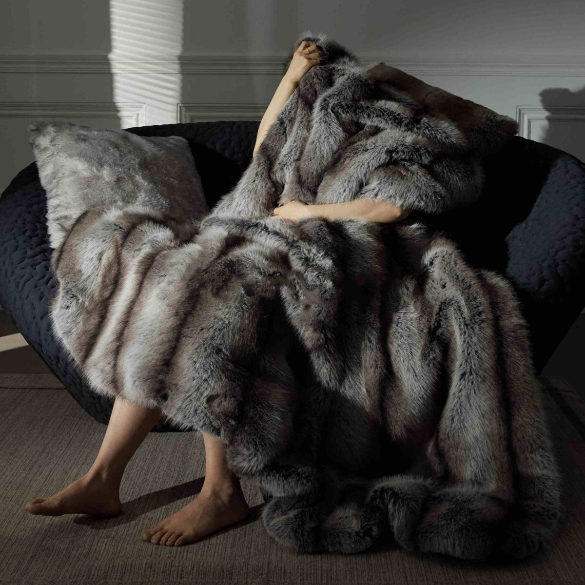 Luxury Soft Faux Fox Fur Blanket | Eco-Friendly