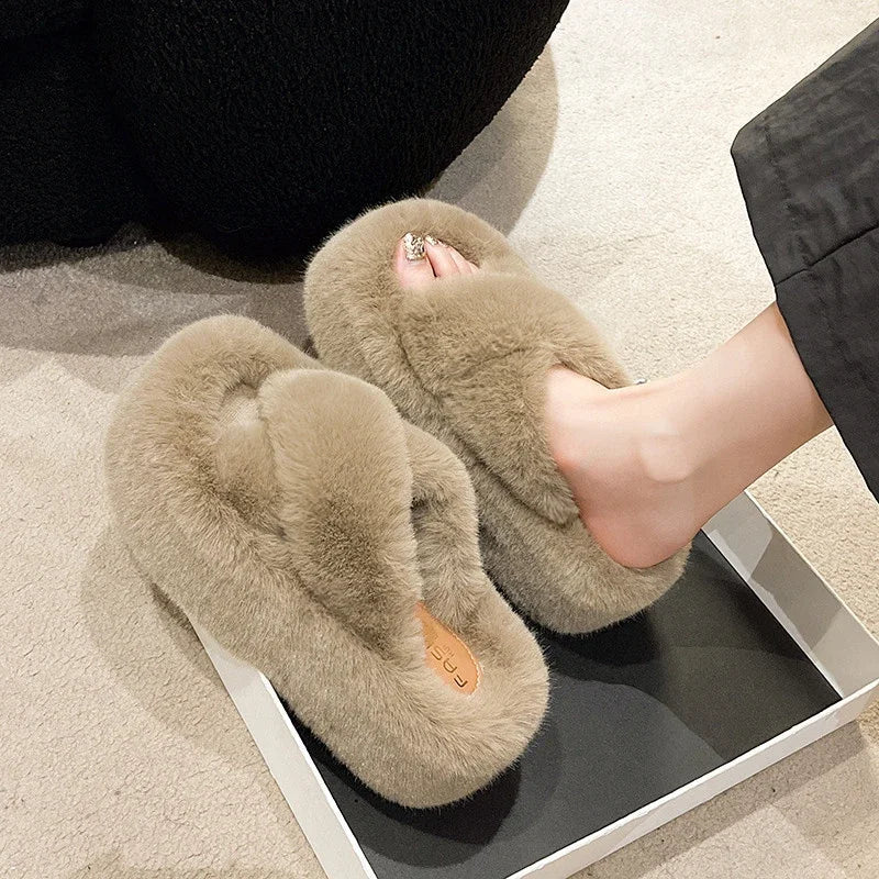 Women’s Round-Toe Faux-Fur Platform Slippers — US 5–13