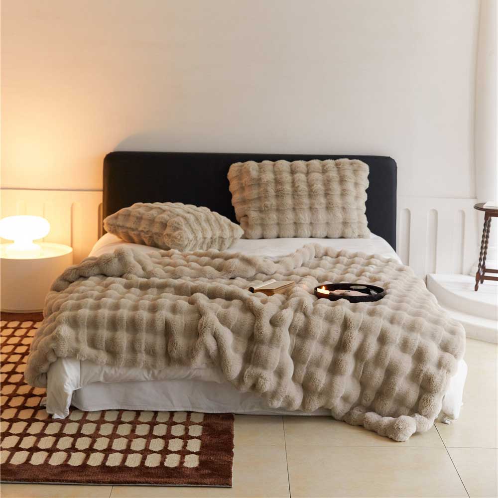Toscana Super+ Soft & Comfortable Plush Bed Throw Blanket