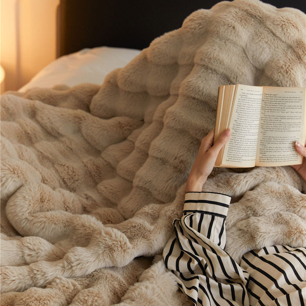 Toscana Super+ Soft & Comfortable Plush Bed Throw Blanket