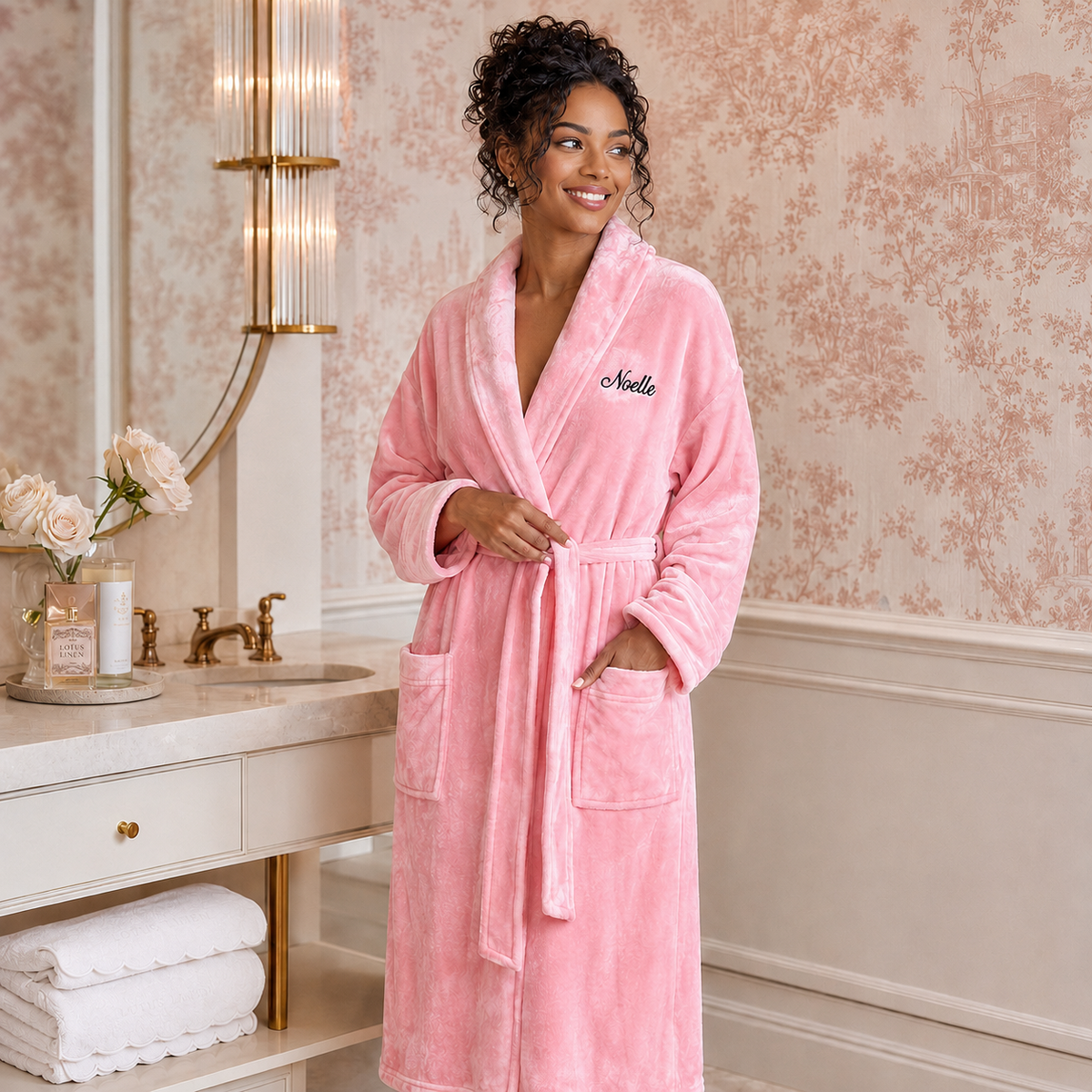 Women’s Plush Hooded Robe